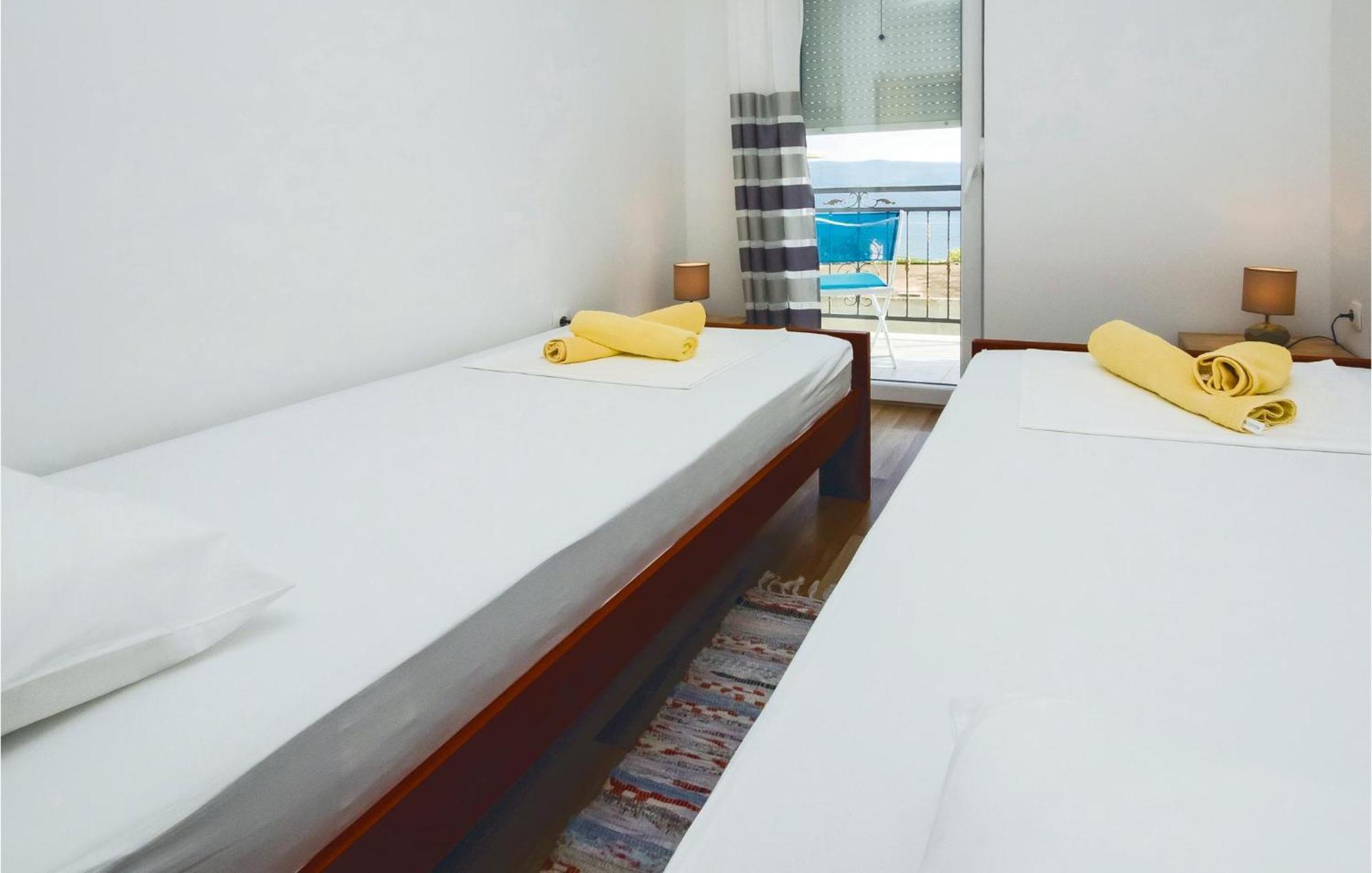 סומפטר 2 Bedroom Awesome Apartment In Mali Rat מראה חיצוני תמונה